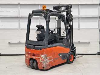 Used Forklift Truck LINDE E16-02 ELEKTRO DREIRADFRONTSTAPLER (13058581)