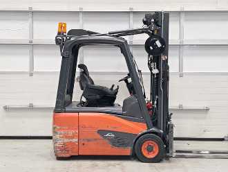 Used Forklift Truck LINDE E16-02 ELEKTRO DREIRADFRONTSTAPLER (13058581)