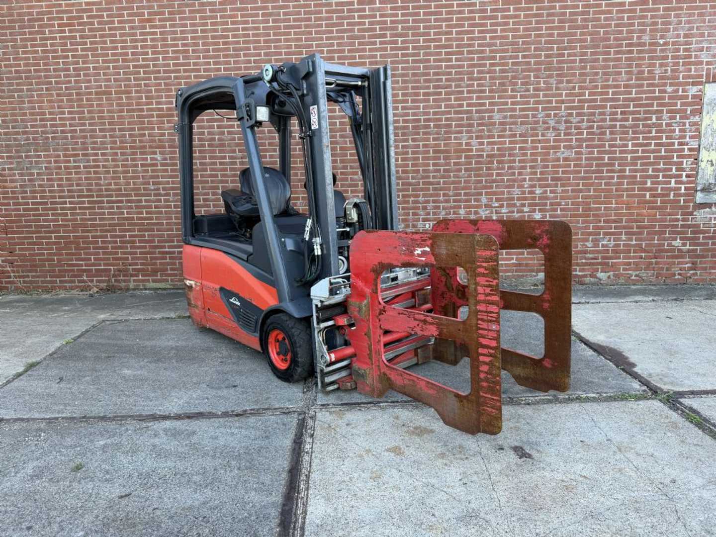 Used Forklift Truck LINDE E16-02 ELEKTRO DREIRADFRONTSTAPLER (13069821)