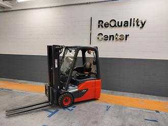 Used Forklift Truck LINDE E16 C ELEKTRO DREIRADFRONTSTAPLER (13063657) backdrop