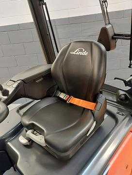 Used Forklift Truck LINDE E16 C ELEKTRO DREIRADFRONTSTAPLER (13063657)
