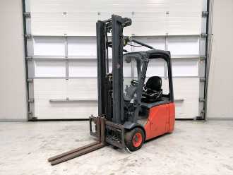 Used Forklift Truck LINDE E16C-00 ELEKTRO DREIRADFRONTSTAPLER (12920482) backdrop