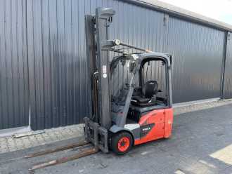 Used Forklift Truck LINDE E16C-02 ELEKTRO DREIRADFRONTSTAPLER (13060735) backdrop