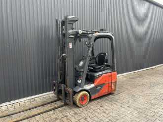 Used Forklift Truck LINDE E16C-02 ELEKTRO DREIRADFRONTSTAPLER (13067521) backdrop