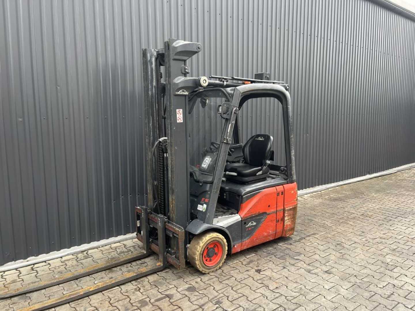 Used Forklift Truck LINDE E16C-02 ELEKTRO DREIRADFRONTSTAPLER (13067521)