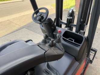 Used Forklift Truck LINDE E16C-02 ELEKTRO DREIRADFRONTSTAPLER (13074241)