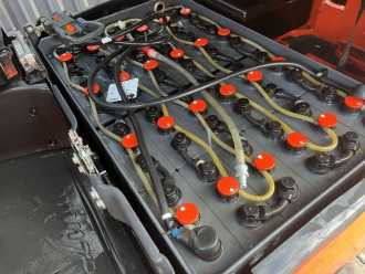 Used Forklift Truck LINDE E16C-02 ELEKTRO DREIRADFRONTSTAPLER (13074890)