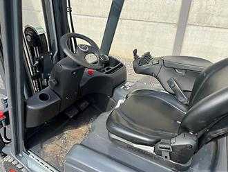 Used Forklift Truck LINDE E16C-02 EVO ELEKTRO DREIRADFRONTSTAPLER (13071912)