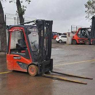 Used Forklift Truck LINDE E16C-386 ELEKTRO DREIRADFRONTSTAPLER (13003245) backdrop