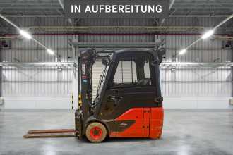Used Forklift Truck LINDE E16C ELEKTRO DREIRADFRONTSTAPLER (13045983) backdrop