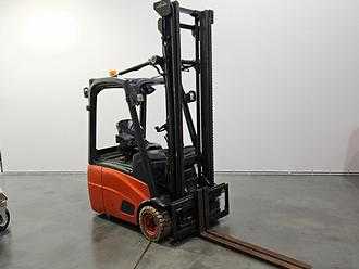 Used Forklift Truck LINDE E16C ELEKTRO DREIRADFRONTSTAPLER (13060171) backdrop