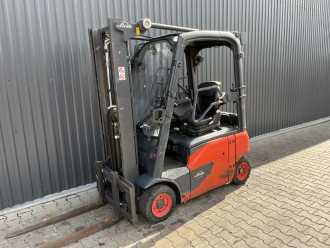 Used Forklift Truck LINDE E16P-02 ELEKTRO VIERRADFRONTSTAPLER (12974537) backdrop