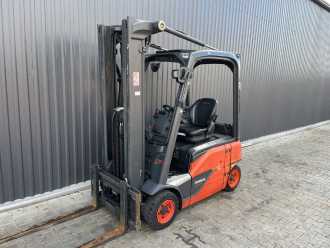 Used Forklift Truck LINDE E16P-02 ELEKTRO VIERRADFRONTSTAPLER (13058669) backdrop