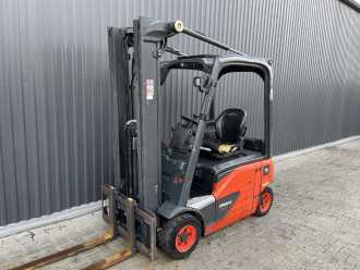 Used Forklift Truck LINDE E16P-02 ELEKTRO VIERRADFRONTSTAPLER (13058670) backdrop