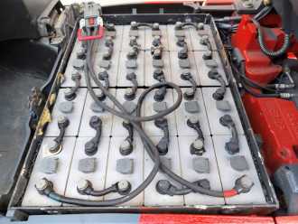 Used Forklift Truck LINDE E16P-02 EVO ELEKTRO VIERRADFRONTSTAPLER (13072785)