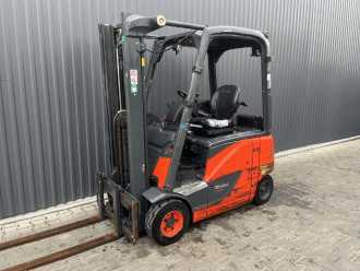 Used Forklift Truck LINDE E16PH-02 ELEKTRO VIERRADFRONTSTAPLER (13032540) backdrop