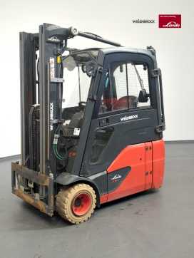Used Forklift Truck LINDE E18-386-02 ELEKTRO DREIRADFRONTSTAPLER (13038844) backdrop