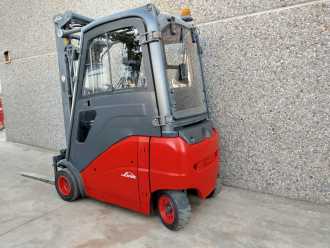 Used Forklift Truck LINDE E18PH-01 ELEKTRO VIERRADFRONTSTAPLER (13067384)