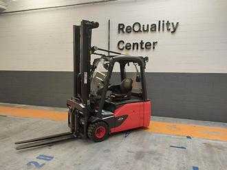 Used Forklift Truck LINDE E20 L ELEKTRO DREIRADFRONTSTAPLER (13063718) backdrop