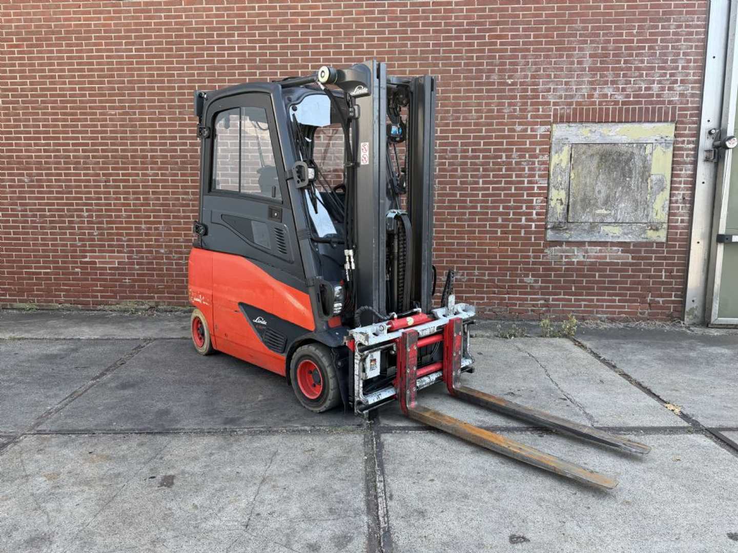 Used Forklift Truck LINDE E20PHL-02 ELEKTRO VIERRADFRONTSTAPLER (13062698)