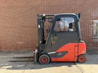 Used Forklift Truck LINDE E20PHL-02 ELEKTRO VIERRADFRONTSTAPLER (13062700)