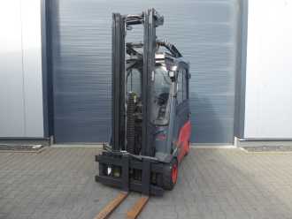 Used Forklift Truck LINDE E20PL-02 ELEKTRO VIERRADFRONTSTAPLER (13040700) backdrop