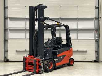 Used Forklift Truck LINDE E25-01 ELEKTRO VIERRADFRONTSTAPLER (12961394) backdrop