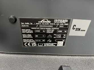 Used Forklift Truck LINDE E25-01 ELEKTRO VIERRADFRONTSTAPLER (13066297)