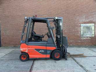 Used Forklift Truck LINDE E25-01 ELEKTRO VIERRADFRONTSTAPLER (13072165)