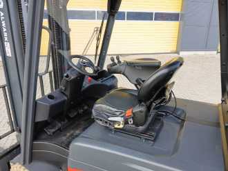 Used Forklift Truck LINDE E25/600HL ELEKTRO VIERRADFRONTSTAPLER (13006360)