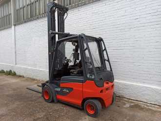 Used Forklift Truck LINDE E25 ELEKTRO VIERRADFRONTSTAPLER (13067306)