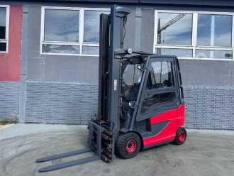 Used Forklift Truck LINDE E25H-01/600 /Baujahr 2017 / Stunden 9044 HH 7,53M ELEKTRO VIERRADFRONTSTAPLER (13065174) backdrop