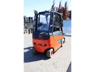 Used Forklift Truck LINDE E25HL-01/600 ELEKTRO VIERRADFRONTSTAPLER (13041323)