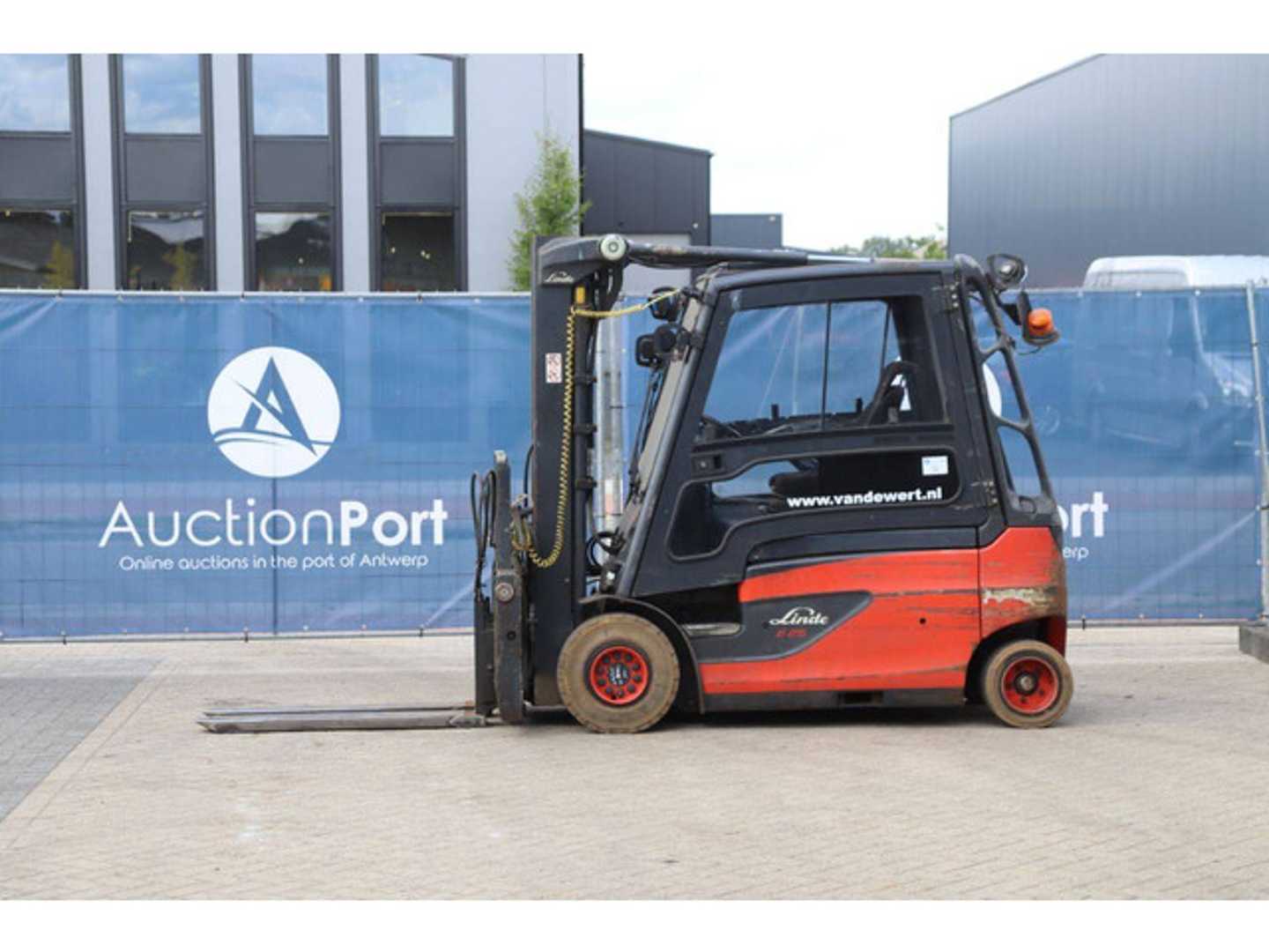 Used Forklift Truck LINDE E25L-01 ELEKTRO VIERRADFRONTSTAPLER (13050037)