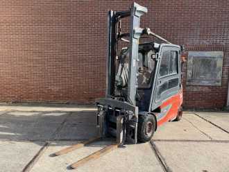 Used Forklift Truck LINDE E25L-01 ELEKTRO VIERRADFRONTSTAPLER (13072016)