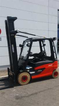 Used Forklift Truck LINDE E25L ELEKTRO VIERRADFRONTSTAPLER (13068667)