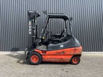 Used Forklift Truck LINDE E30-02 ELEKTRO VIERRADFRONTSTAPLER (13050154)
