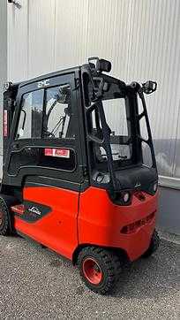 Used Forklift Truck LINDE E30HL-01/600 ELEKTRO VIERRADFRONTSTAPLER (13006166)