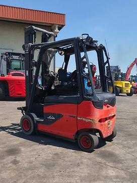Used Forklift Truck LINDE E30HL-01/600 ELEKTRO VIERRADFRONTSTAPLER (13052430)