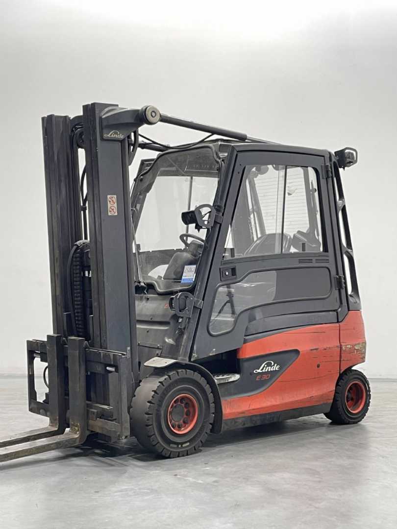Used Forklift Truck LINDE E30L-01-387 ELEKTRO VIERRADFRONTSTAPLER (13069052)