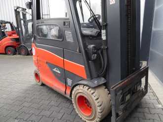 Used Forklift Truck LINDE E35HL-01 ELEKTRO VIERRADFRONTSTAPLER (12926115)