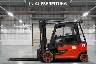 Used Forklift Truck LINDE E40/600HL ELEKTRO VIERRADFRONTSTAPLER (13050336) backdrop