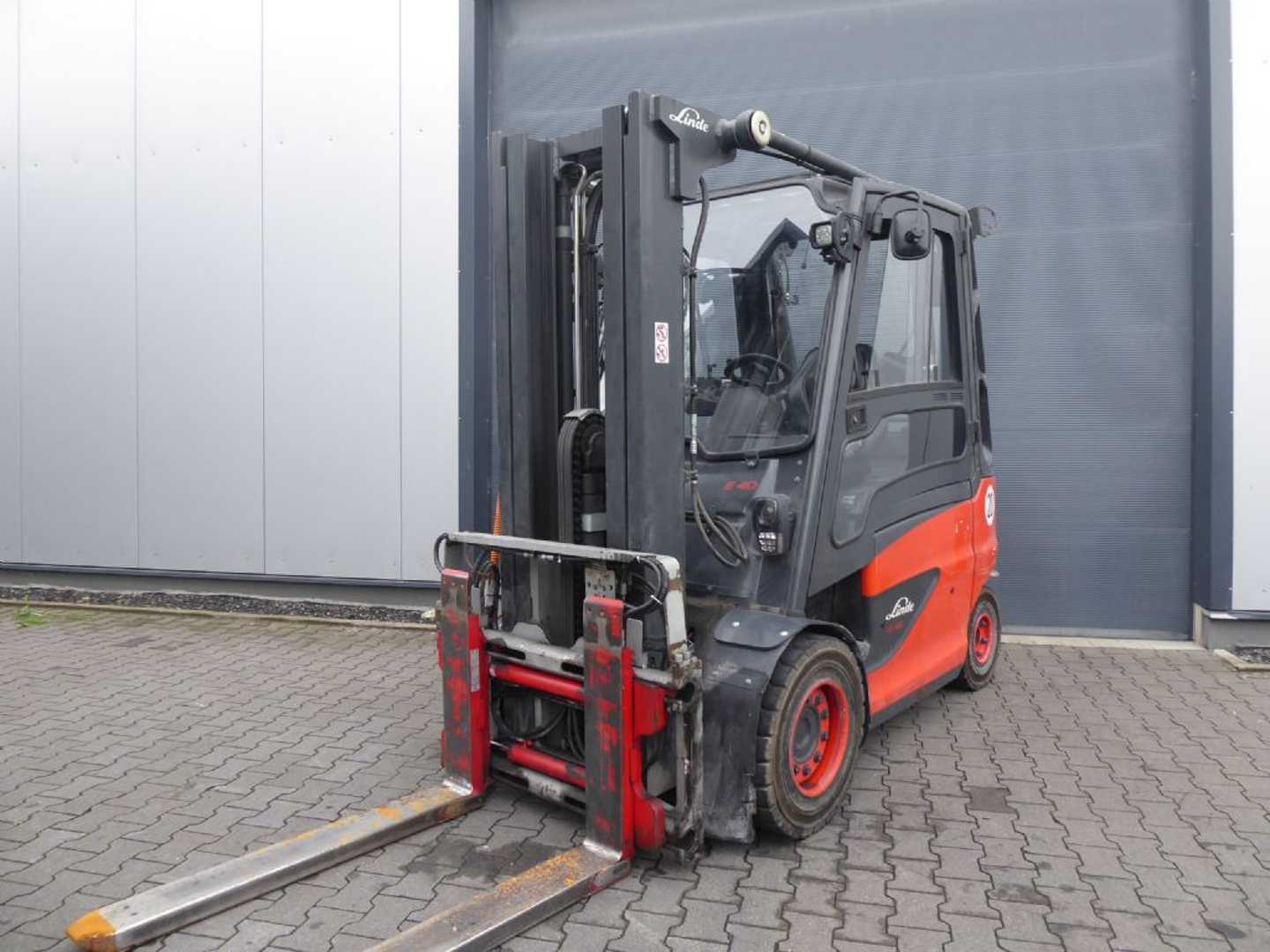 Used Forklift Truck LINDE E40HL-01/600 ELEKTRO VIERRADFRONTSTAPLER (13063427)