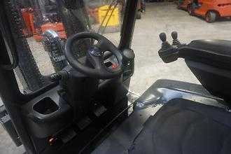 Used Forklift Truck LINDE EH 16-02 - Triplex - Nur 337 Stunden ELEKTRO DREIRADFRONTSTAPLER (13056510)
