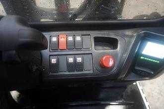 Used Forklift Truck LINDE EH 16-02 - Triplex - Nur 337 Stunden ELEKTRO DREIRADFRONTSTAPLER (13056510)