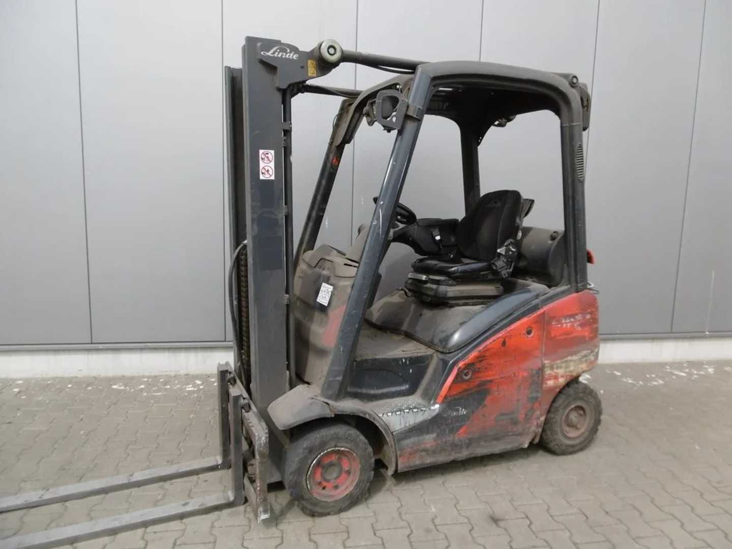 Used Forklift Truck LINDE H 16 T / 391 GAS VIERRADFRONTSTAPLER (12859650)