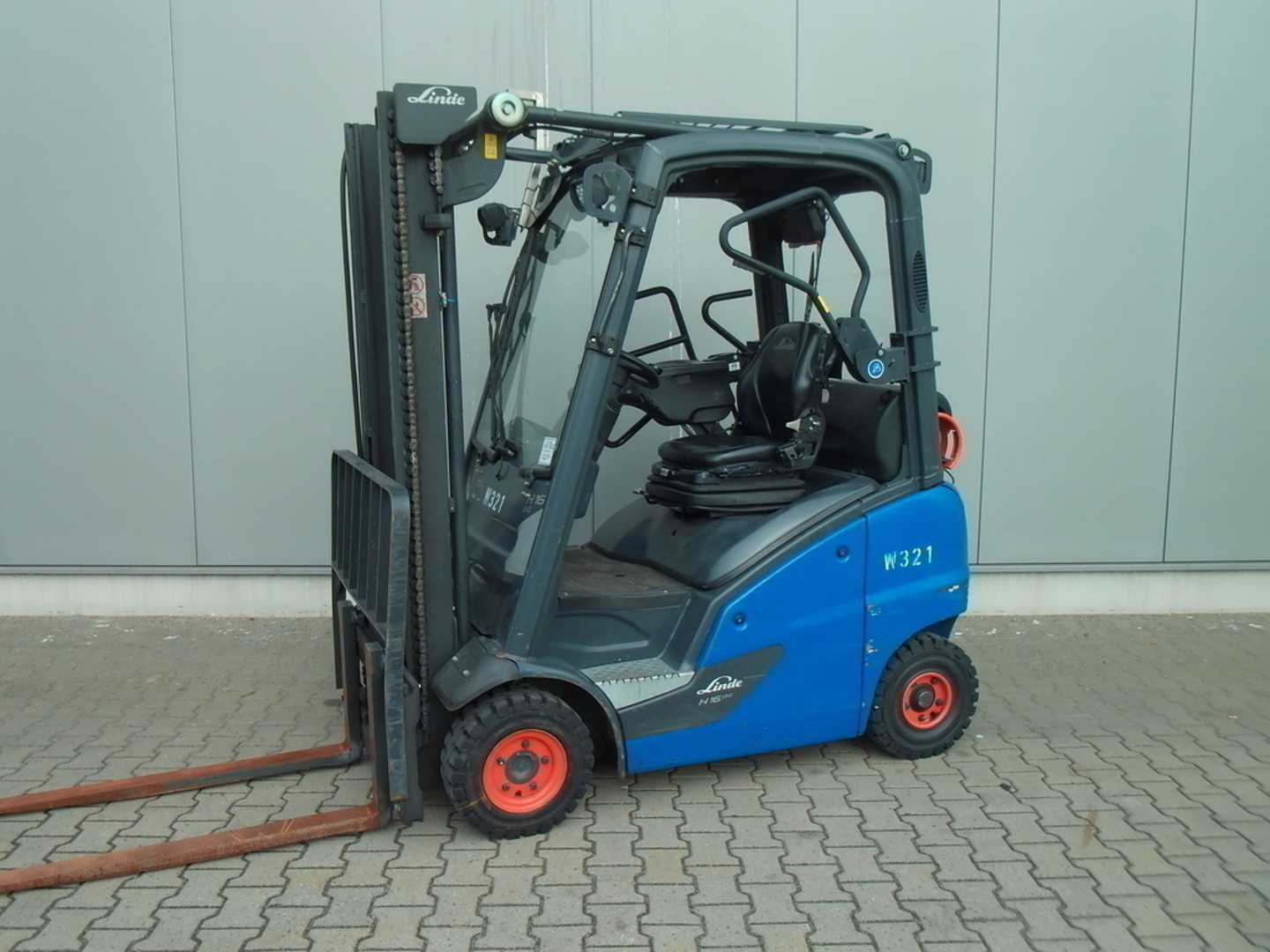 Used Forklift Truck LINDE H 16 T / 391 GAS VIERRADFRONTSTAPLER (13063572)