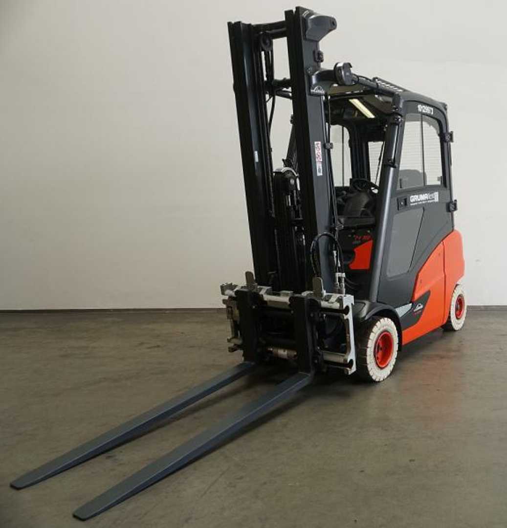 Used Forklift Truck LINDE H 18 D EVO 391-02 DIESEL VIERRADFRONTSTAPLER (13059498)