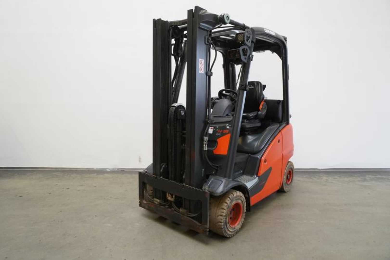 Used Forklift Truck LINDE H 18 T EVO 391-00 GAS VIERRADFRONTSTAPLER (13053501)
