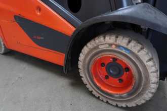 Used Forklift Truck LINDE H 18 T EVO 391-00 GAS VIERRADFRONTSTAPLER (13053502)